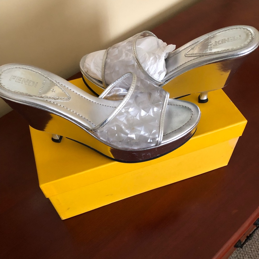 Lovely Fendi Slides